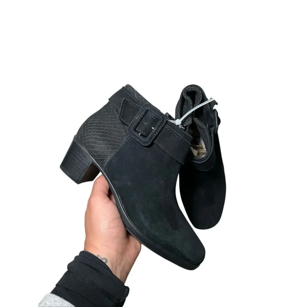 Munro | Callie Ankle Booties